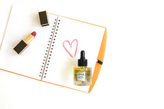 UMA Ultimate Brightening Face Oil