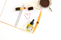 UMA Ultimate Brightening Face Oil
