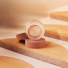 Cream Highlighter in Champagne