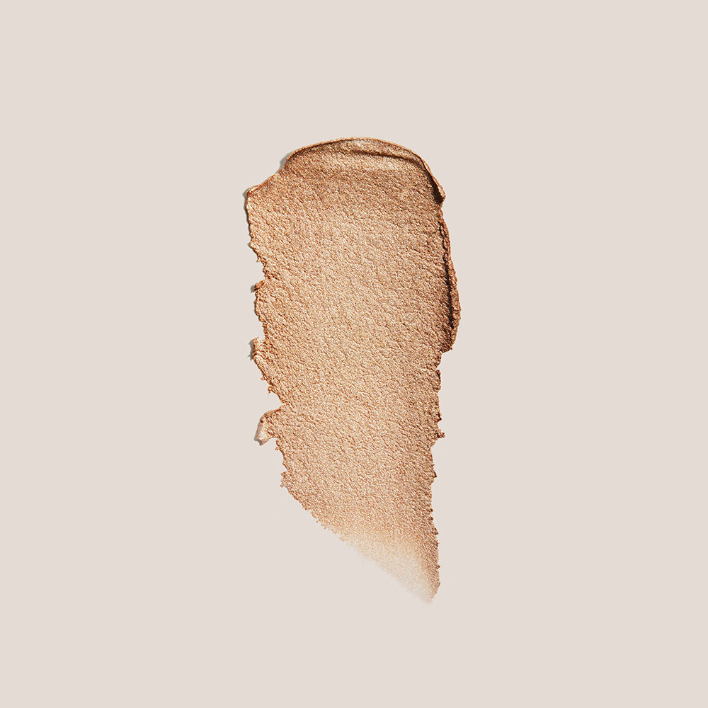 Cream Highlighter in Champagne
